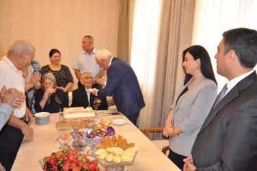 Pirallahı rayonunda yaşlı nəslin nümayəndələri diqqət və qayğı ilə əhatə olunurlar