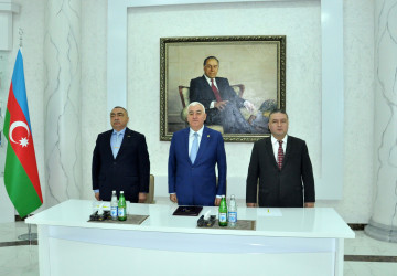 Pirallahı rayonunda “Konstitusiya və Suverenlik İli” çərçivəsində  “Tarix yazan lider: Müasir dövlətçilik fenomeni” mövzusunda  elmi-praktik konfrans keçirilib