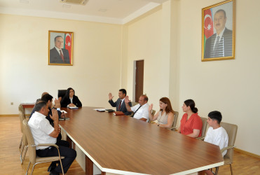 Pirallahı Rayon İcra Hakimiyyəti başçısının yanında Qəyyumluq və Himayəçilik Komissiyasının iclası keçirilib