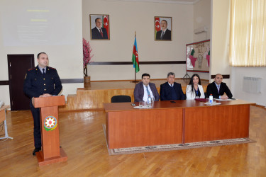 “Narkomaniya” və “Erkən nikahın və qohumlar arasında nikahın həyat və sağlamlığa mənfi təsiri” mövzusunda maarifləndirici tədbir keçirilmişdir