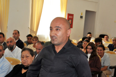 Pirallahı rayonunda növbəti səyyar görüş keçirildi