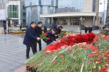 Rayon ictimaiyyətinin nümayəndələri "Ana harayı” abidəsini ziyarət etdilər