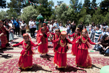 Pirallahı rayonunda “Gələcəyimizi uşaqlar qurur” başlıqlı festival keçirilib