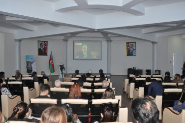 Pirallahıda “Konstitusiya və Suverenlik İli” çərçivəsində ağacəkmə aksiyası və  konfrans keçirilib