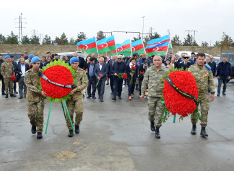 Antiterror əməliyyatları zamanı şəhid olmuş kiçik leytenant Tural Cahangirovun əziz xatirəsi ehtiramla anıldı