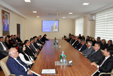 Pirallahı rayonunda “Şəhərsalma və Memarlıq İli” çərçivəsində  ağacəkmə aksiyası və “Heydər Əliyevin Azərbaycan memarlığında izi” başlıqlı elmi-praktik konfrans keçirilib