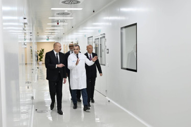 Azərbaycan Respublikasının Prezidenti cənab İlham Əliyev Pirallahı Sənaye Parkında dərman istehsalı müəssisəsinin açılışında iştirak edib