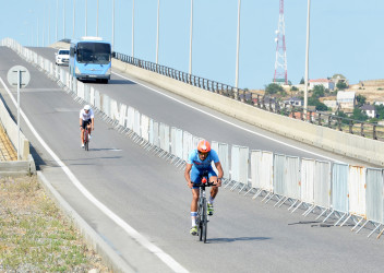 Pirallahıda triatlon üzrə beynəlxalq turnir keçirildi