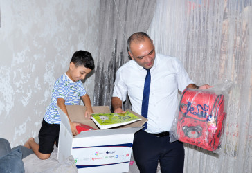 Pirallahıda şəhid övladları məktəbli ləvazimatları ilə təmin edilib