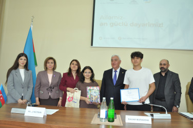 Beynəlxalq Ailə Gününə həsr olunan konfrans: “Ailəmiz - ən güclü dəyərimiz”