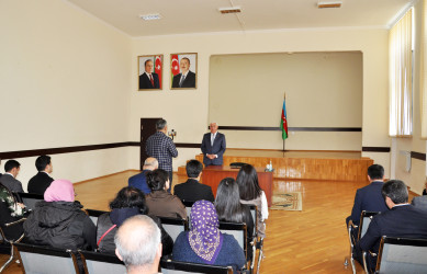 Pirallahıda səyyar qəbullar davam etdirilir