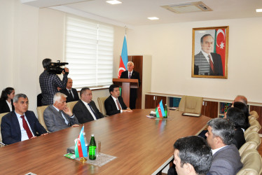 Pirallahı rayonunda “Şəhərsalma və Memarlıq İli” çərçivəsində  ağacəkmə aksiyası və “Heydər Əliyevin Azərbaycan memarlığında izi” başlıqlı elmi-praktik konfrans keçirilib