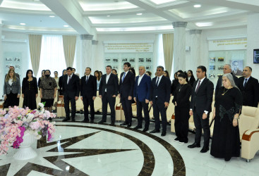 Pirallahı rayonunda “Konstitusiya və Suverenlik İli” çərçivəsində  “Tarix yazan lider: Müasir dövlətçilik fenomeni” mövzusunda  elmi-praktik konfrans keçirilib