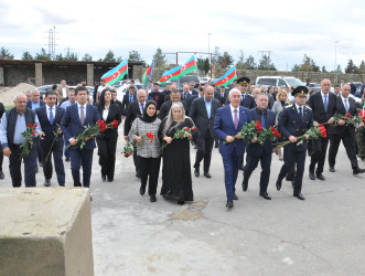 Vətən müharibəsi şəhidi Nəbiyev Elmar Elman oğlunun anım günü münasibəti ilə məzarı və ailəsi ziyarət olunub