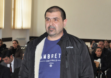 Pirallahıda səyyar qəbullar davam etdirilir