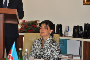 Pirallahı rayonunda yeni tədris ilinin başlanması münasibətilə  təhsil müəssisələrinin rəhbərləri və 2025–2026-cı tədris ilində yüksək nəticələrlə ali təhsil müəssisələrinə qəbul olunmuş məzunlarla  görüş keçirilib
