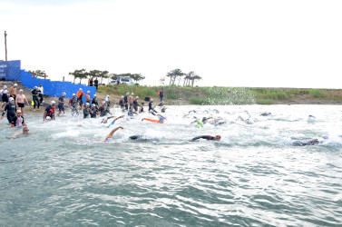 Pirallahıda triatlon üzrə beynəlxalq turnir keçirildi