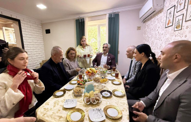 Pirallahı rayonunun 101 yaşlı sakini ziyarət edilib