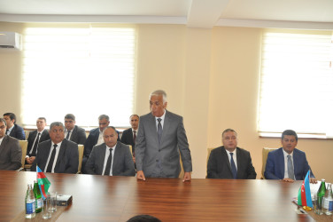 Dövlət qulluqçularının peşə bayramı gününə həsr olunmuş tədbir keçirilib