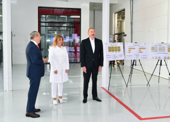 Prezident İlham Əliyev Bakının Pirallahı rayonunda “Diamed” dərman istehsalı zavodunun açılışında iştirak edib