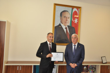 Dövlət qulluqçularının peşə bayramı gününə həsr olunmuş tədbir keçirilib
