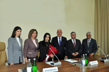 Beynəlxalq Ailə Gününə həsr olunan konfrans: “Ailəmiz - ən güclü dəyərimiz”
