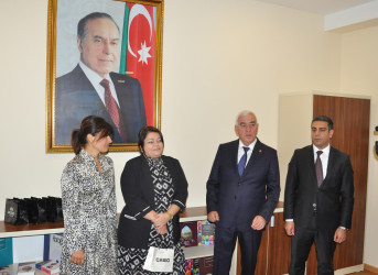 Pirallahı rayonunda yeni tədris ilinin başlanması münasibətilə  təhsil müəssisələrinin rəhbərləri və 2025–2026-cı tədris ilində yüksək nəticələrlə ali təhsil müəssisələrinə qəbul olunmuş məzunlarla  görüş keçirilib