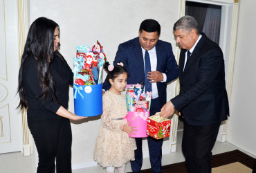 “Dünya Azərbaycanlılarının Həmrəyliyi Günü” və “Yeni il” münasibətilə şəhid ailələri ziyarət olundu