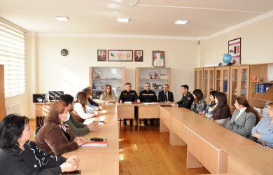 Rayonun ümumtəhsil məktəblərində uşaqlar arasında hüquq pozuntularının qarşısının alınması və profilaktikası istiqamətində maarifləndirici konfranslar keçirilib